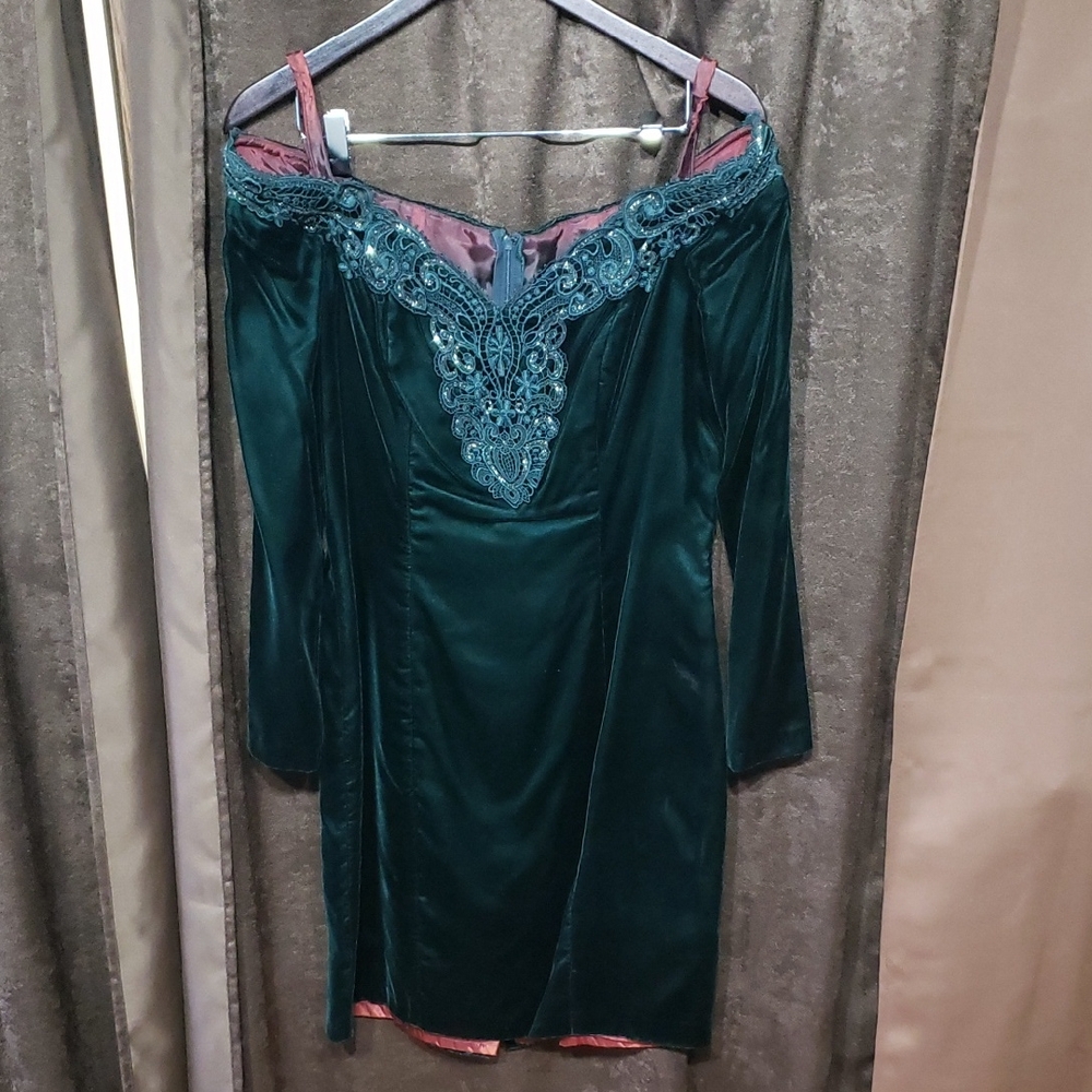 Moda Intl Rayon Acetate Back Zipper Dress